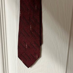 Vintage/Retro pin up Peek a boo tie Girlie tie